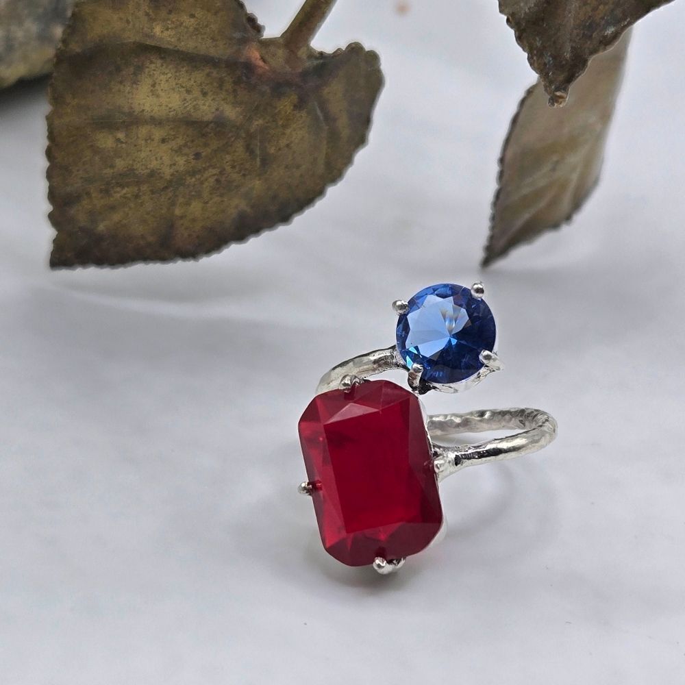 "5/$25" Red and Blue  Silvertone Wrap Cocktail Ring Sz 6